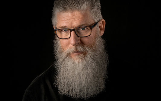 5 Tips To Rock A White Beard